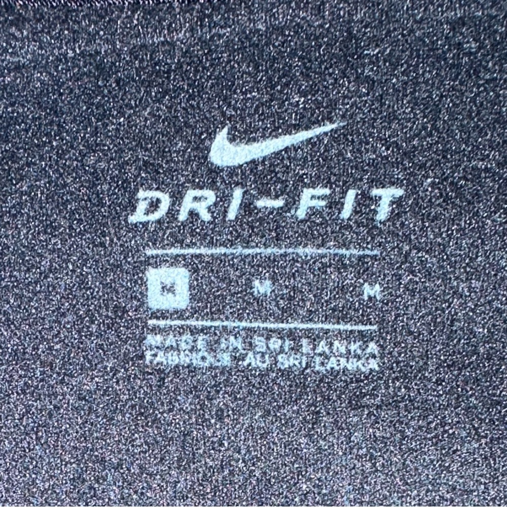 Nike Pro Hyper Warm Women's Fitted Black Half Zip - Picture 4 of 4